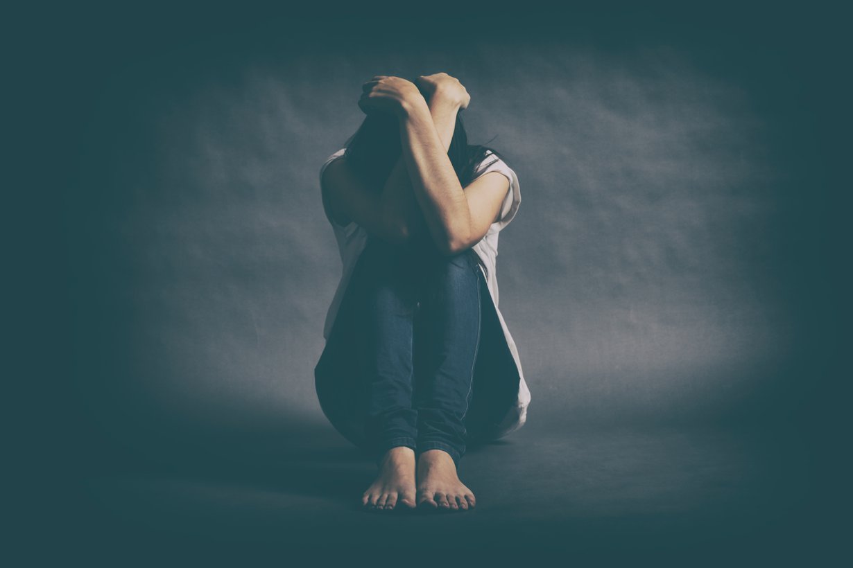 Masennus voi olla myös kausittaista. Kaamosmasennuksesta kärsivien mieliala laskee, kun valo vähenee. Kuva: Shutterstock