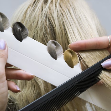 Löydät itsellesi parhaan hiusvärin, kun tiedät, minkä sävyinen oma ihosi on. Kuva: <span class="photographer">iStock</span>