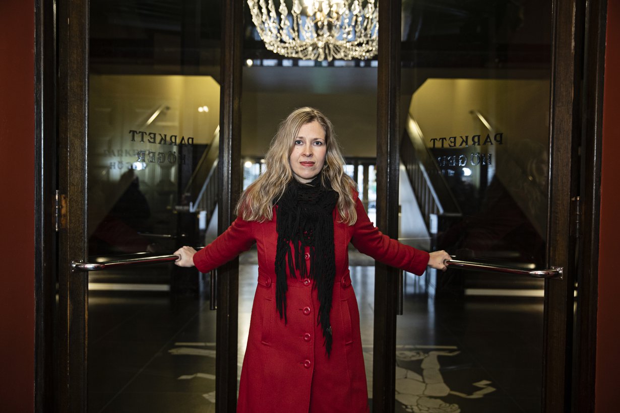 ”Minulle ei sanottu, että älä puhu tästä. Minä vain tiesin, että se ei kannata”, Elina Kilkku sanoo.