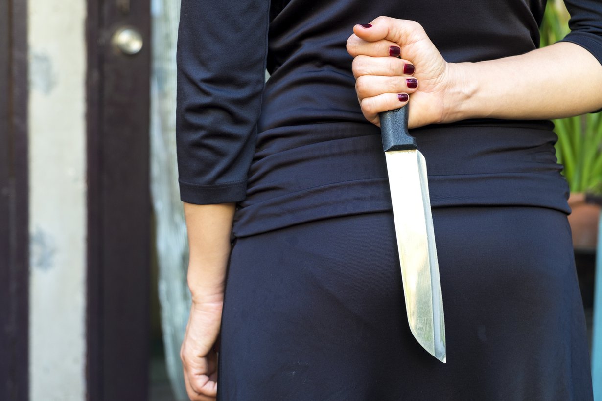 Selkäänpuukottaja, kuvaannollinenkin, on professorin mukaan vaarallisin kusipäätyyppi. Kuva: Shutterstock