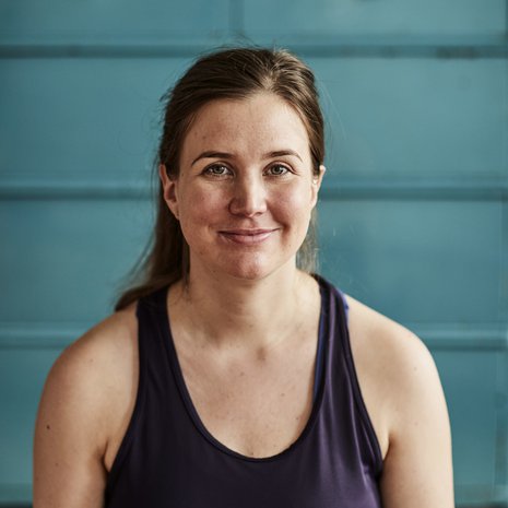 Jenna yllättyi, miten nopesti hän toipui leikkauksesta. ”Hyvä yleiskuntoni nopeutti varmasti paranemista.” Kuva: <span class="photographer">Tuomas Kolehmainen</span>