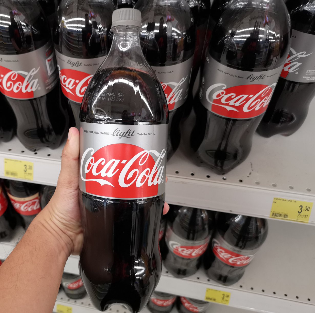 Coca-Cola Light on poistunut kokonaan Suomesta, mutta muun muassa Aasiasta sitä vielä saa.