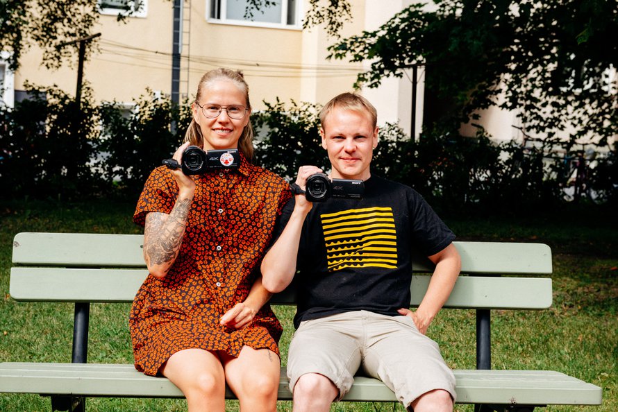 Klaara ja Matti taltioivat muuttoaan ja siihen liittyviä tuntemuksiaan.
