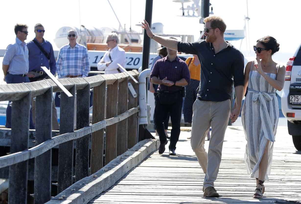 Meghan läpsytteli menemään gladiaattorihenkisissä sandaaleissa viime syksyisellä Australian-vierailulla prinssi Harryn kanssa.