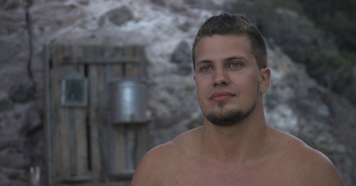 Adam looking for eve season 1 episode 7. Adam keresi evat show. Adam zkt eva season 1. Adam looking. Adam looking.