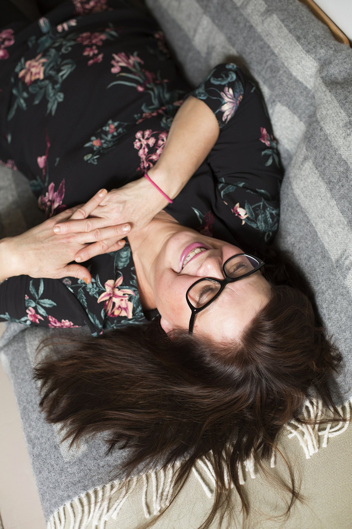 Anne, 57: ”Pidän eniten sileästä ihanostani. Ja kokonaisuudesta. Enää en häpeä mitään itsessäni.”