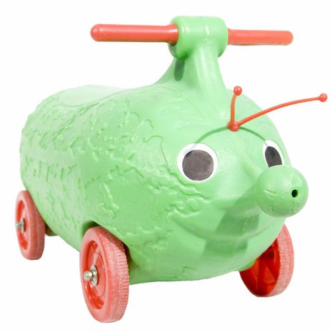 Kurkkumopo on viralliselta nimeltään Kuueläin kurkkumaasta.