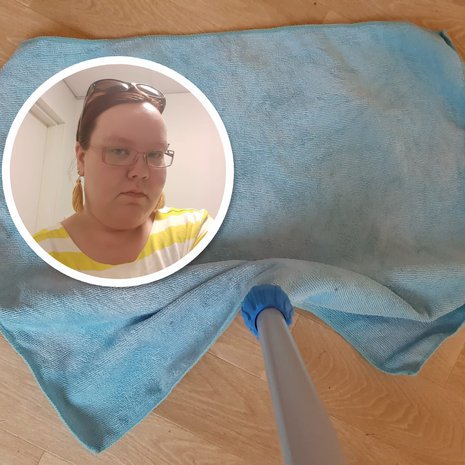 Johannalla oli käytössään aiemmin vain muutama mikrokuituliina. Nyt niitä on kymmeniä, hän sanoo.