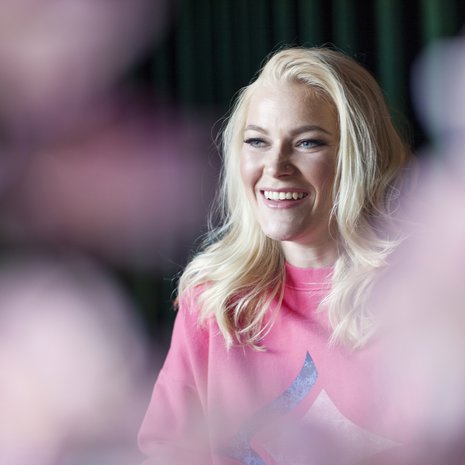 Noora Rädyllä on toinen ura junnujen maalivahtivalmentajana. Hänen tähtikouluunsa Yhdysvalloissa jonotetaan..