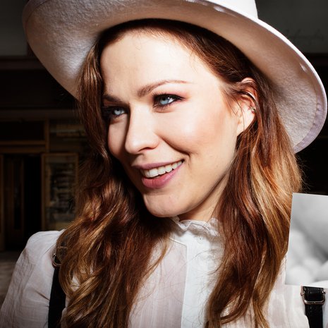 Lapsi on Jenni Vartiaiselle ensimmäinen. Kuva: <span class="photographer">Sanoma-arkisto / Akseli Valmunen ja Instagram</span>