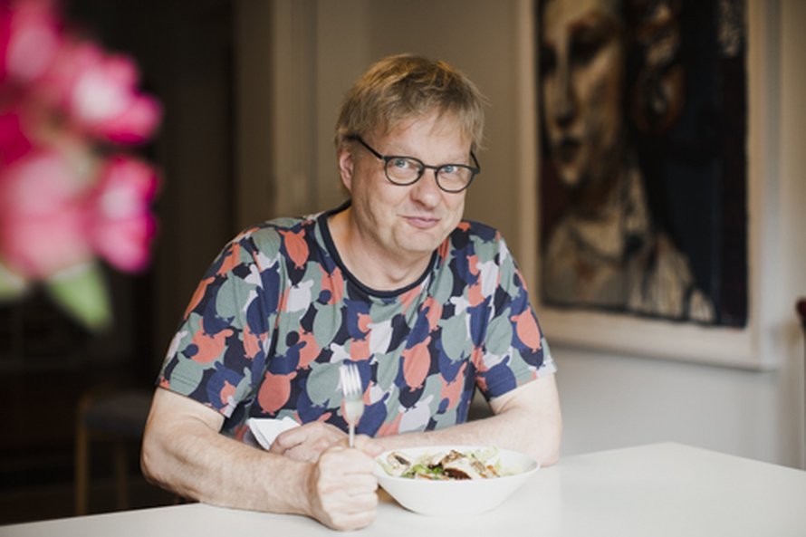 Iiro Rantala on syönyt halloumisalaatin lähes päivittäin jo vuosia, eikä ole vieläkään kyllästynyt.
