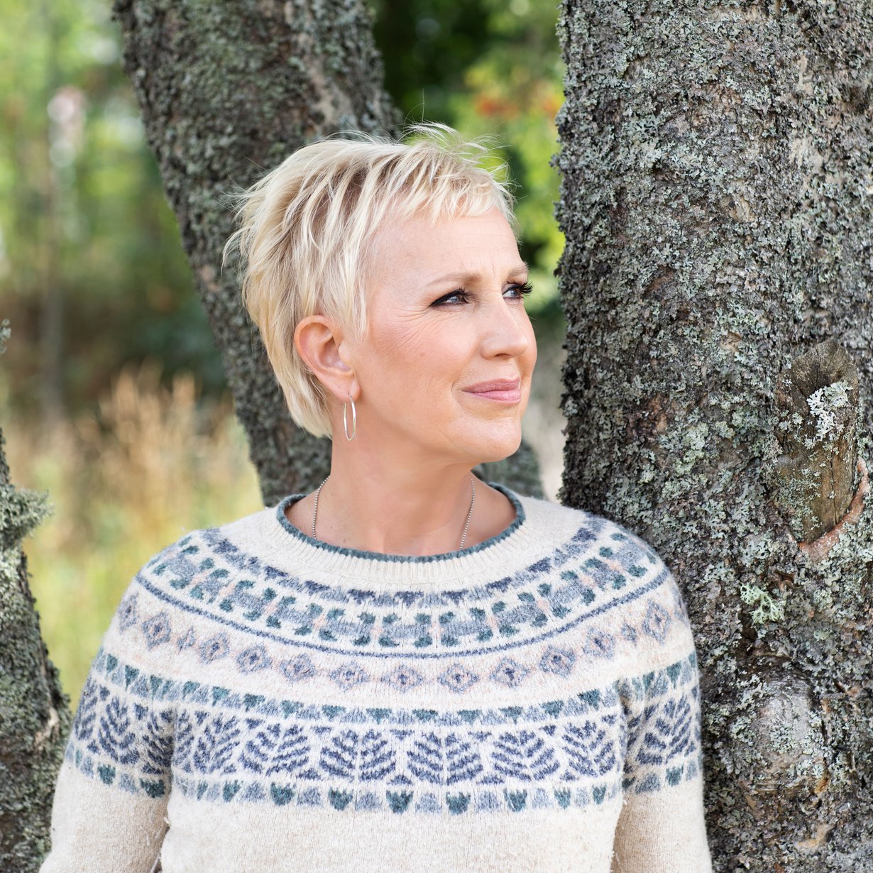 Näyttelijä Merja Larivaara perheineen palasi viime keväänä takaisin Oulusta Porvooseen.