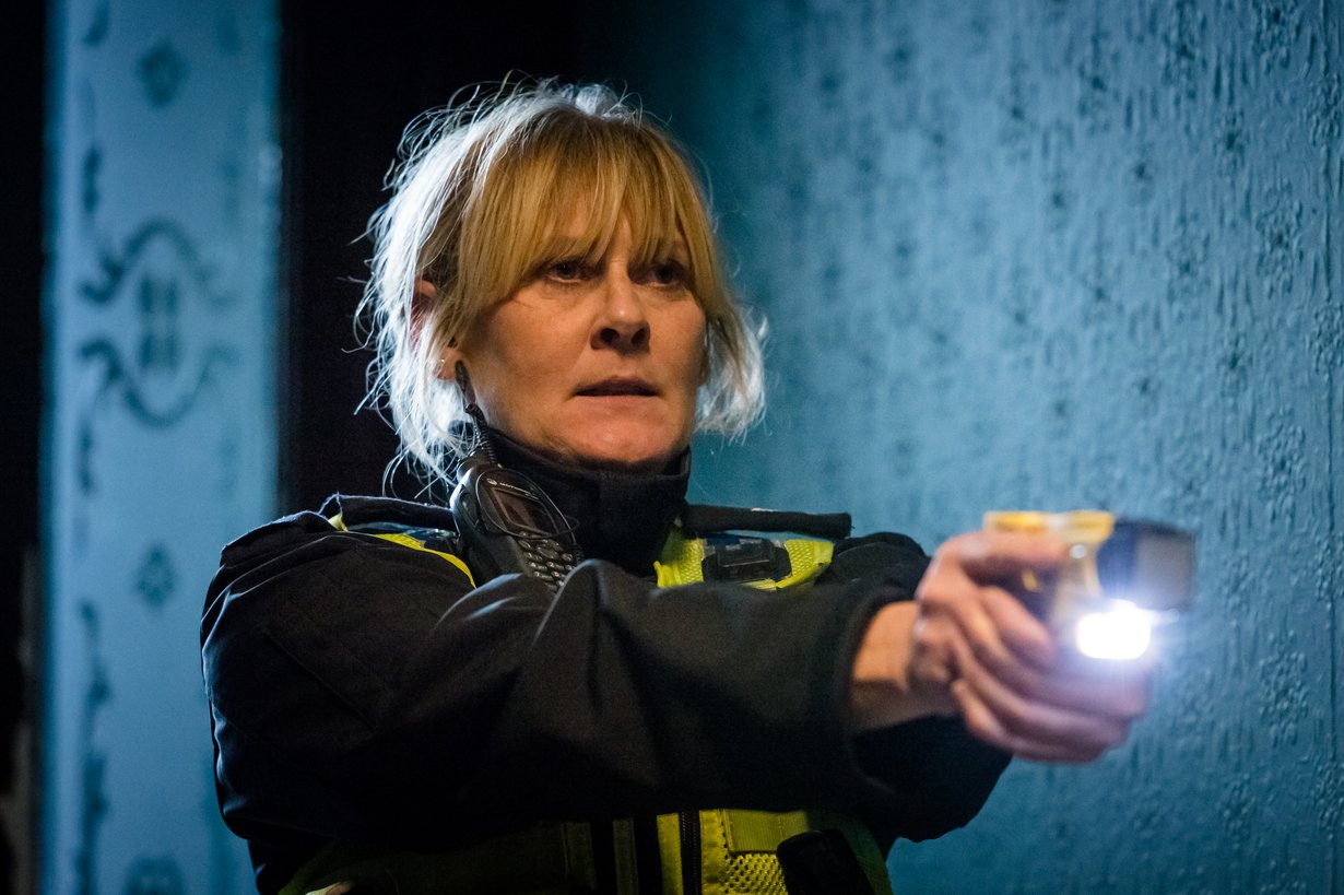 Ylikonstaapeli Catherine Cawood seikkailee brittidekkari Happy Valleyssa.