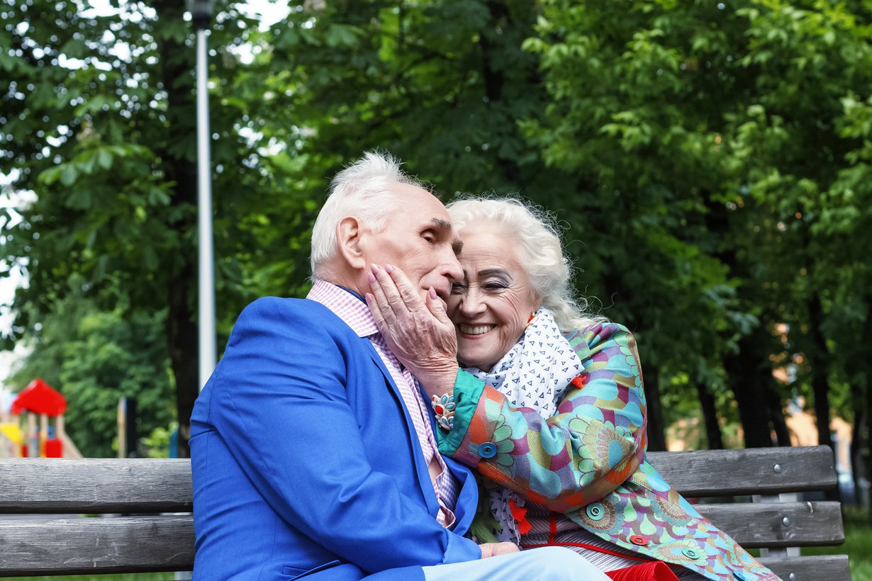 Dating mies 2 vuotta nuorempi kuin sinä