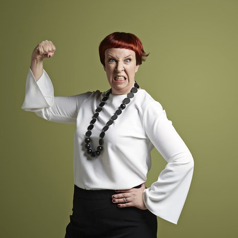 Jenni Kokander ei usko, että myötätunto auttaa vihaan. Kuva: <span class="photographer">Juha Salminen</span>