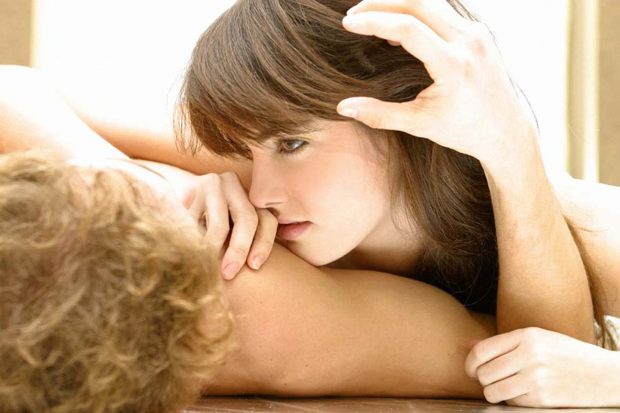 Onko kumppanilta lupa vaatia seksuaalista tyydytystä? Kuva: <span class="photographer">Colourbox</span>