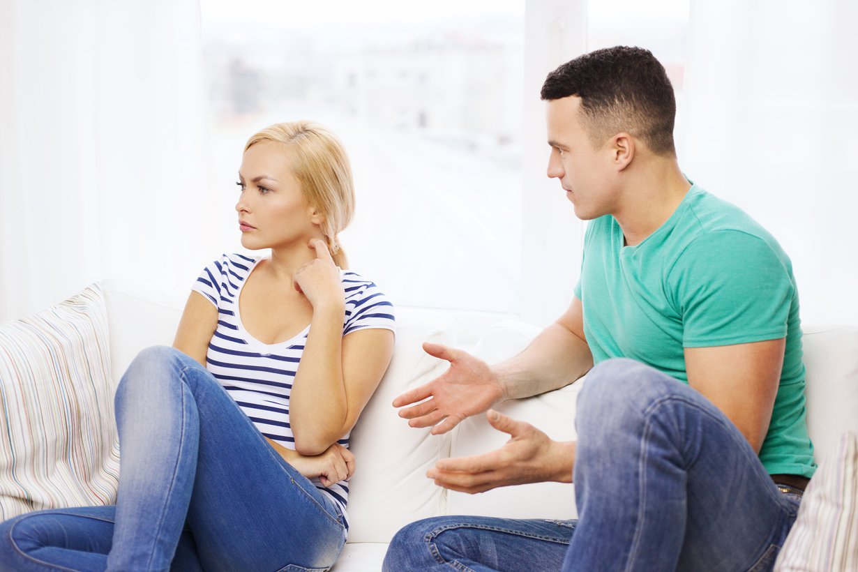 Kulta, auttaisiko tähän luottamuspulaan aika vai sittenkin jokin ihan muu? Kuva: Shutterstock