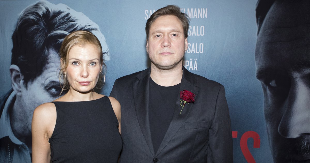 Kuka on Harry tyylejä tällä hetkellä dating 2015