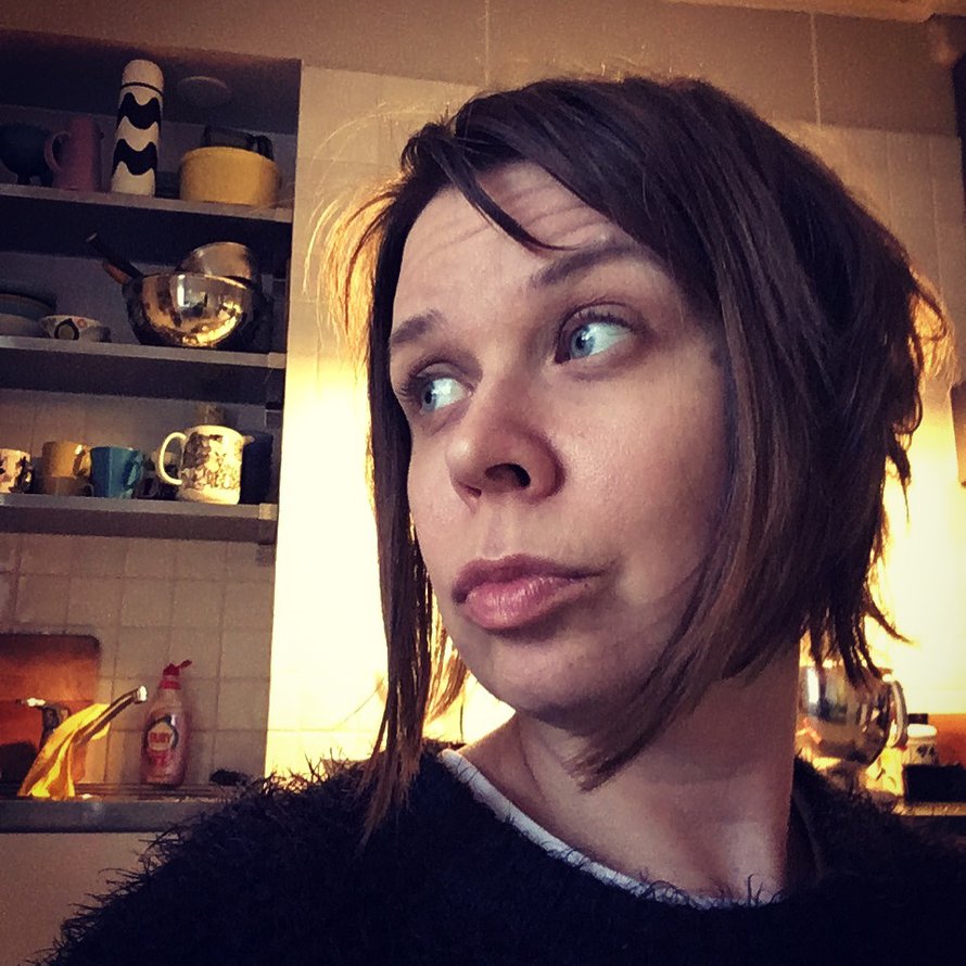 Mistä alkaa kampaus, mihin loppuu leuka?