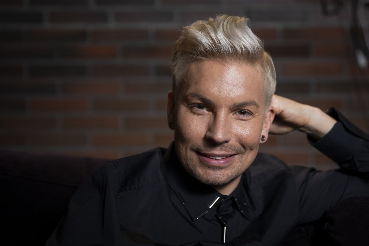 Poptähti Antti Tuiskua valmennetaan kuin huippu-urheilijaa.