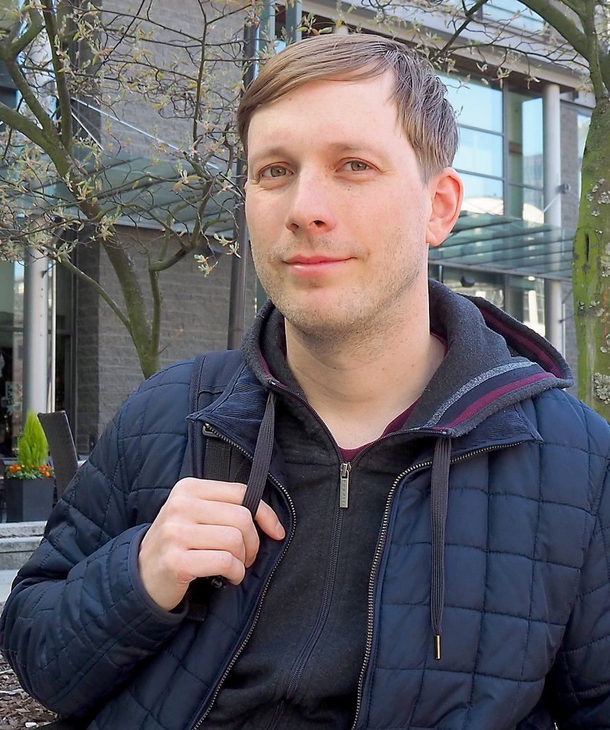 ”Piilomasennuksestani kuuleminen oli helpottavaa”, sanoo Pyry Lehdonvirta. Kuvat: Annakaisa Vääräniemi