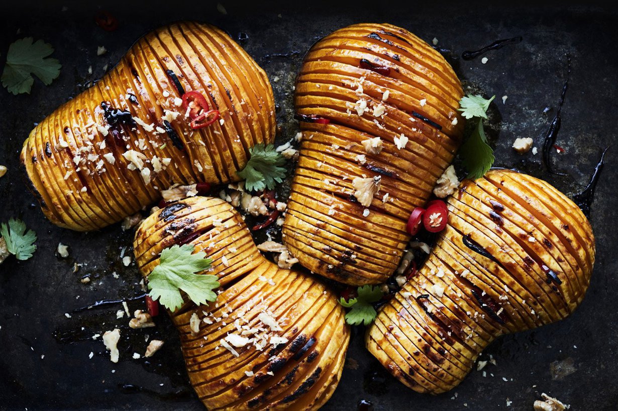 Viillä, mausta ja tuikkaa uuniin! Hasselbackan kurpitsat valmistuvat helposti.