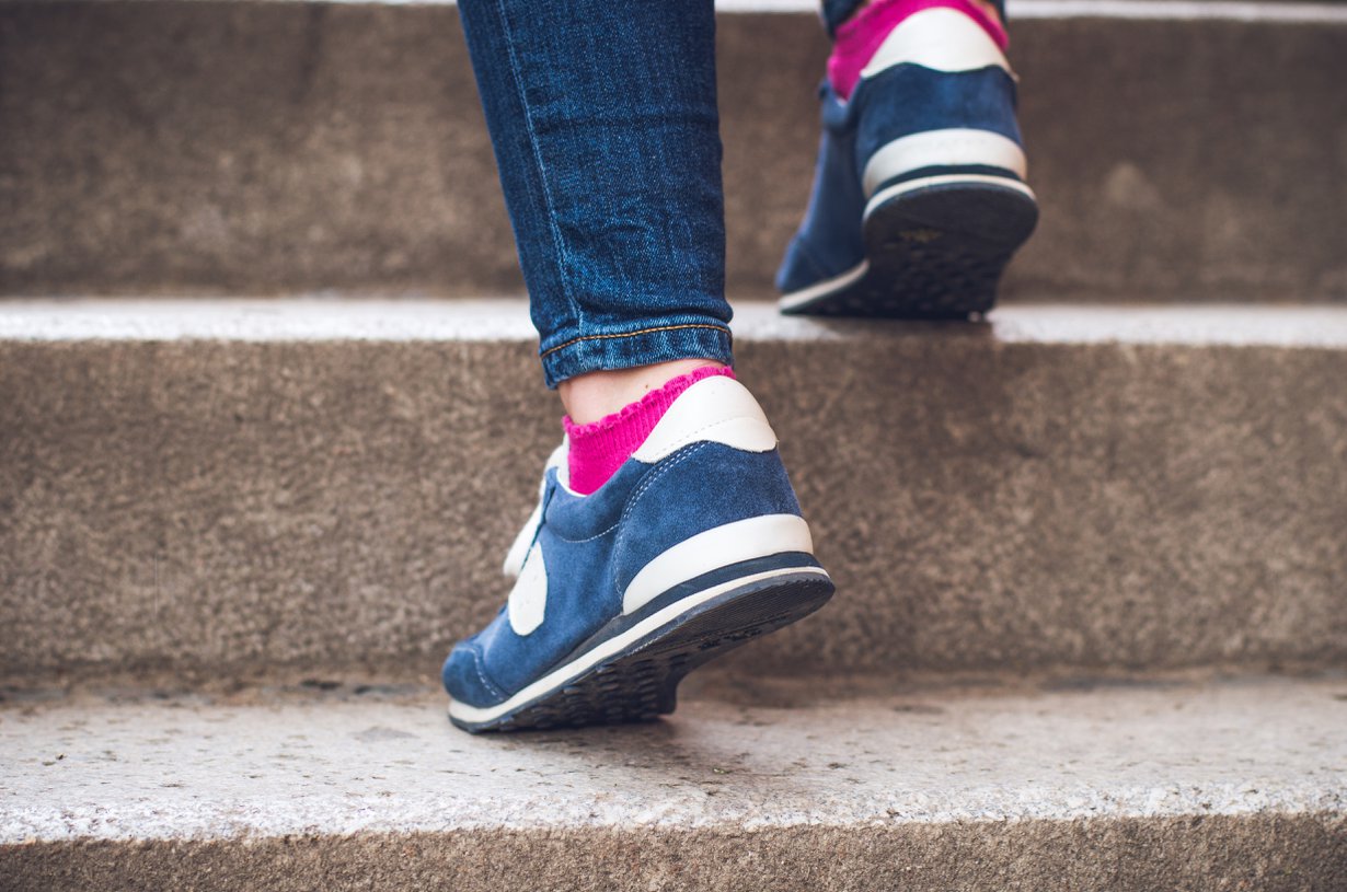 Hyviä uutisia! Pippa Laukan mukaan kenenkään ei ole pakko huhkia hiki päässä. Kaikki arjen hyötyliikuntakin on liikuntaa ja terveydelle hyödyllistä. Kuva: Shutterstock