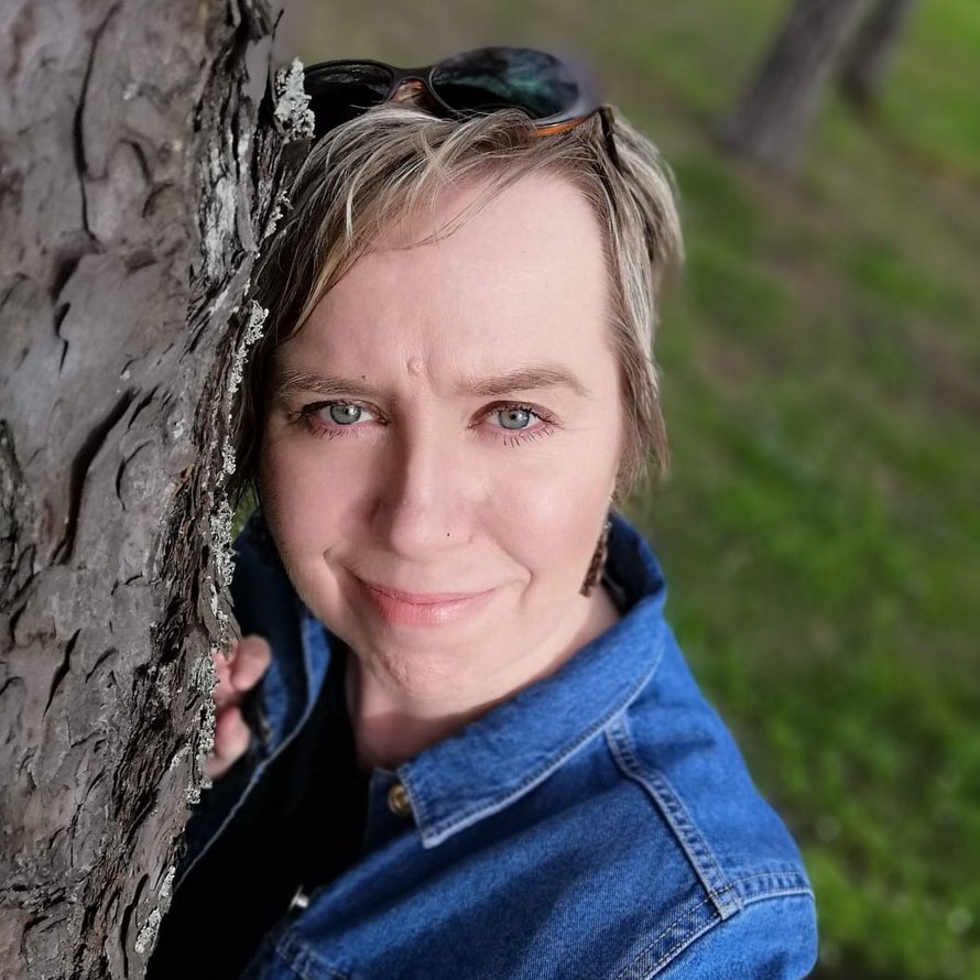 Kaksi vuotta sitten Pauliina Paakkinen ei vielä suostunut yöpymään mökillään.